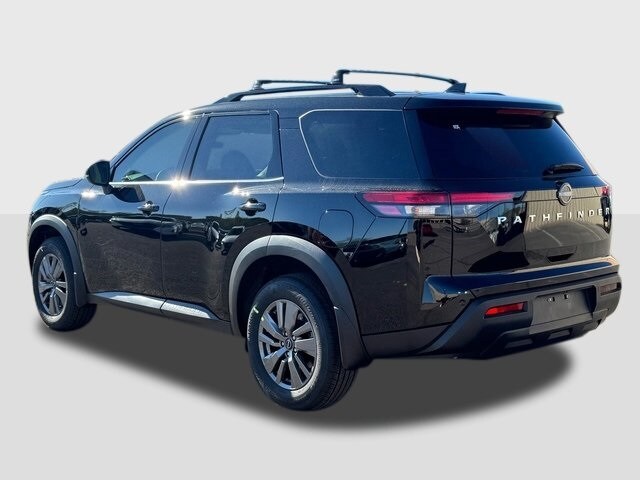 2025 Nissan Pathfinder SV photo 3