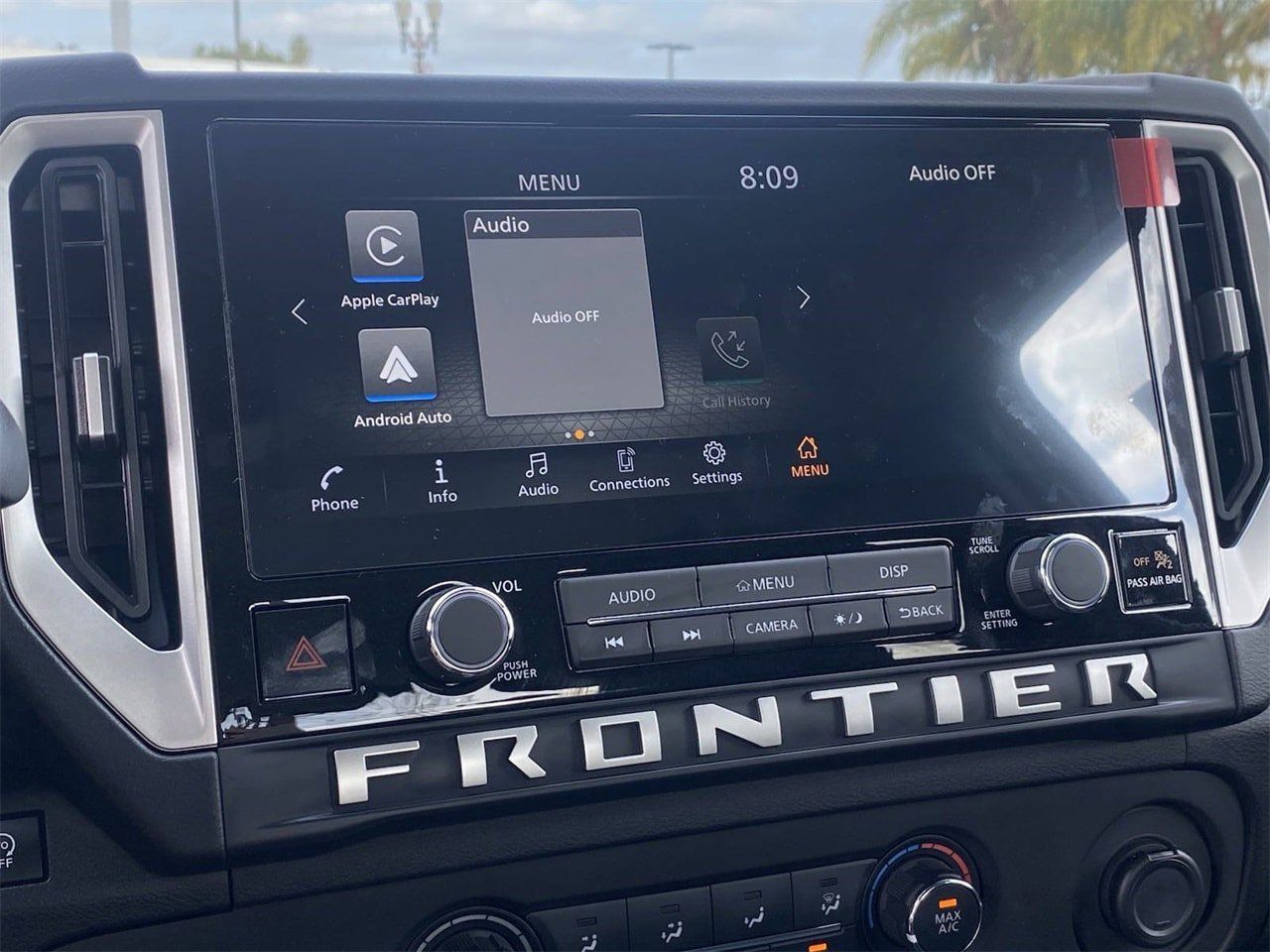 2025 Nissan Frontier SV - Photo 22