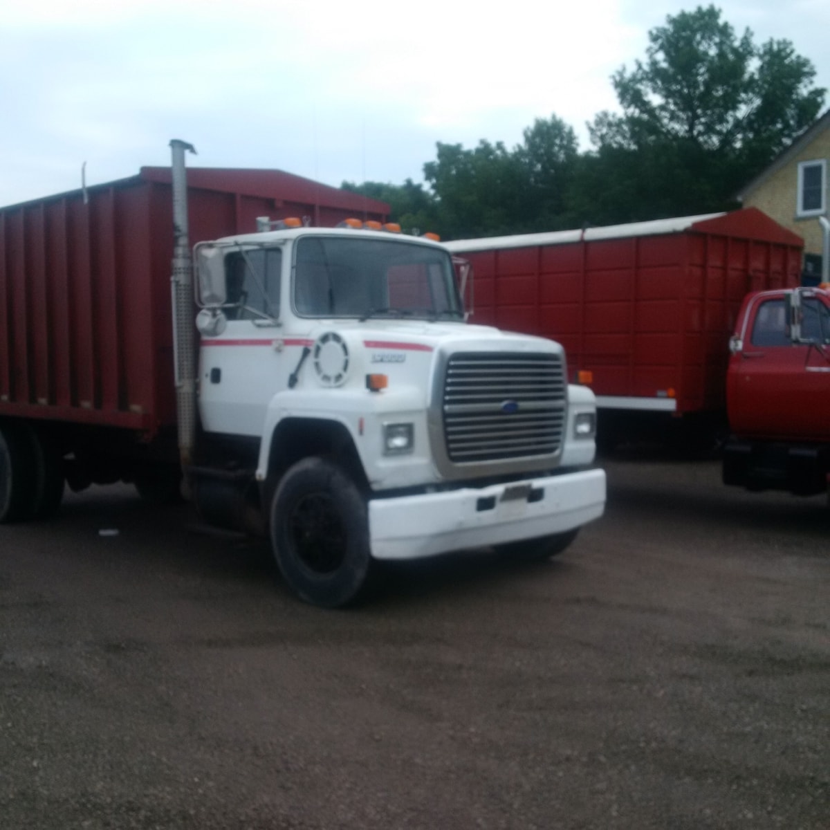 Ford l7000 90 towing #2