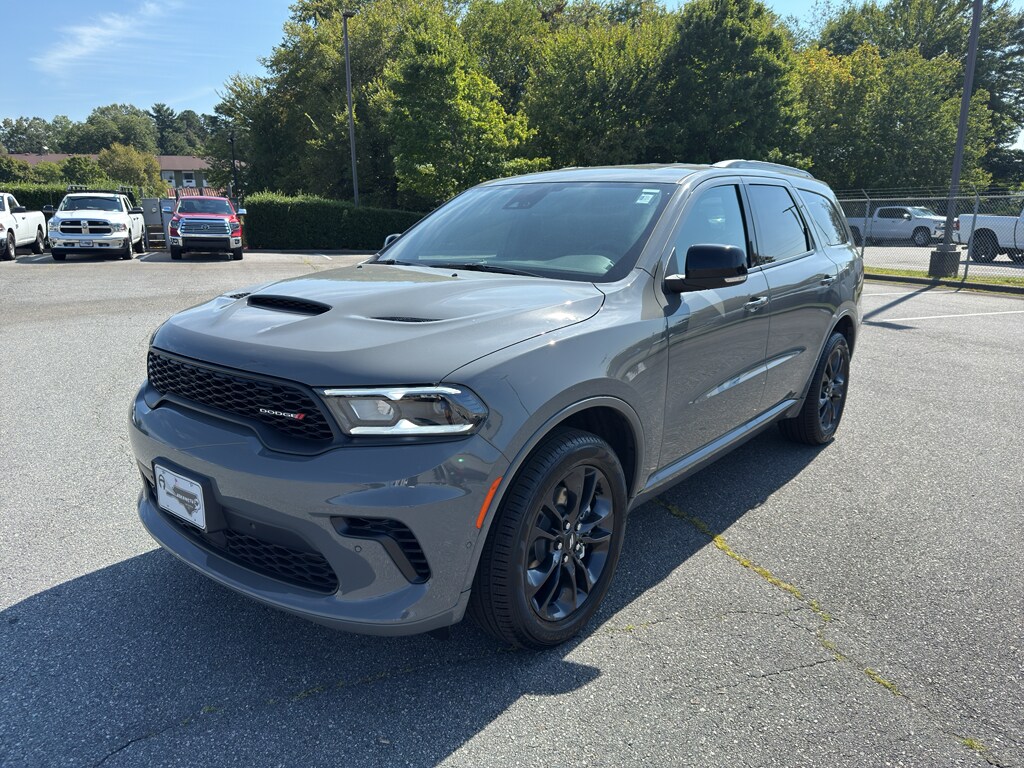 2026 Dodge Durango GT Plus photo 2