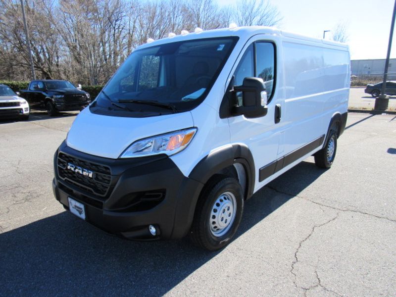 2025 Ram ProMaster 1500 Tradesman Cargo Van photo 2