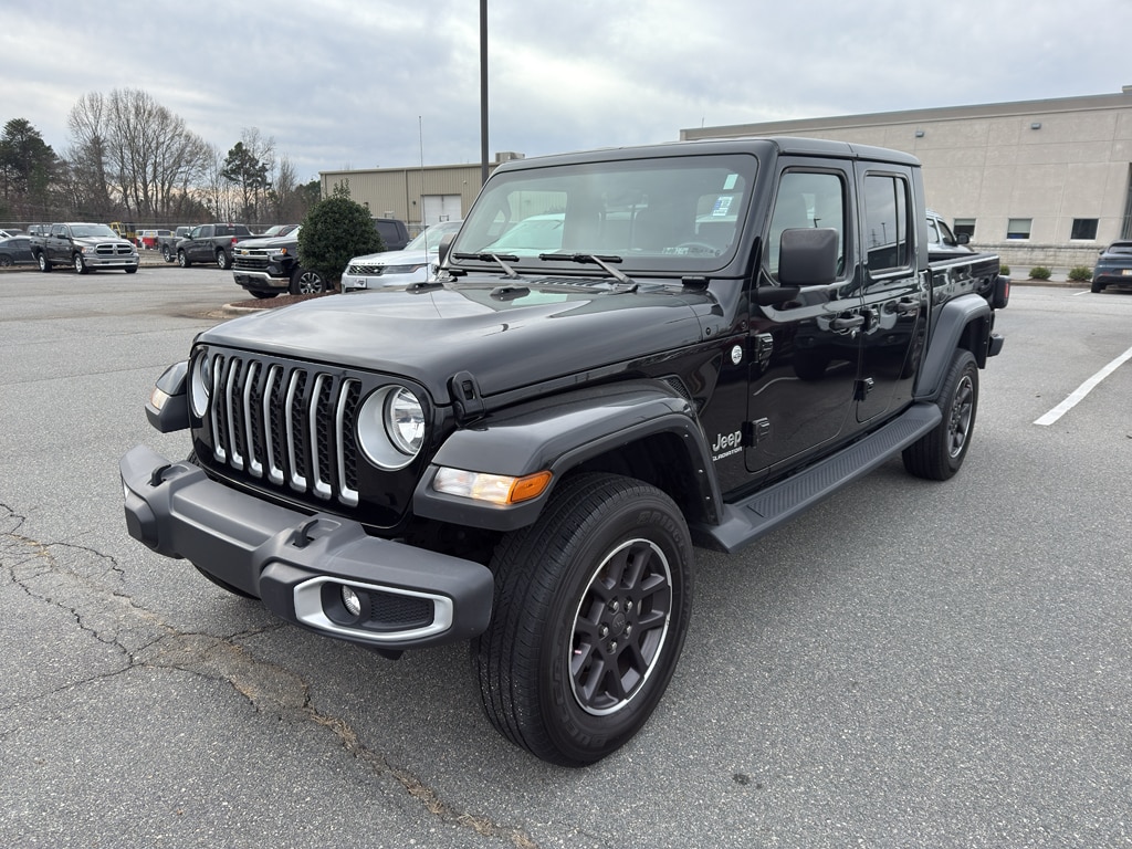 Used 2022 Jeep Gladiator Overland Crew Cab