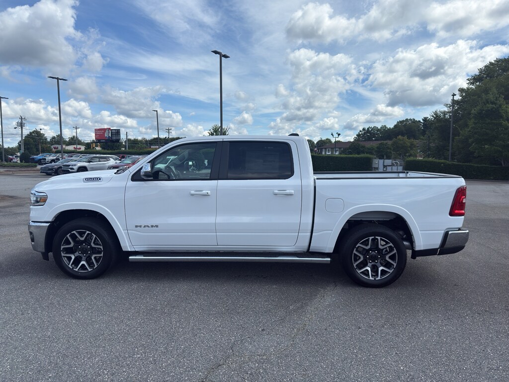 2026 Ram 1500 Laramie photo 3