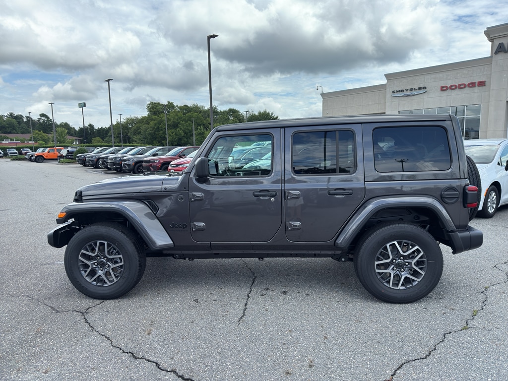 New 2025 Jeep Wrangler 4-DOOR SAHARA Sport Utility