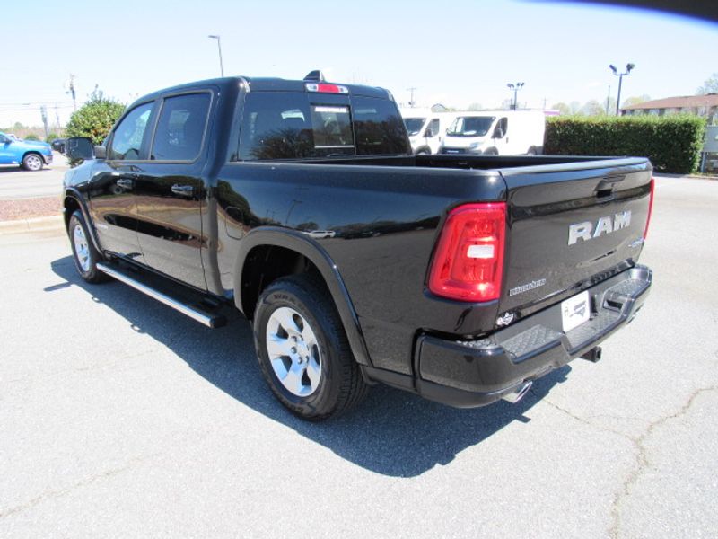 2025 Ram 1500 Big Horn photo 4