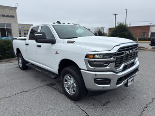 2026 Ram 2500 TRADESMAN CREW CAB 4X4 6'4 BOX Pickup