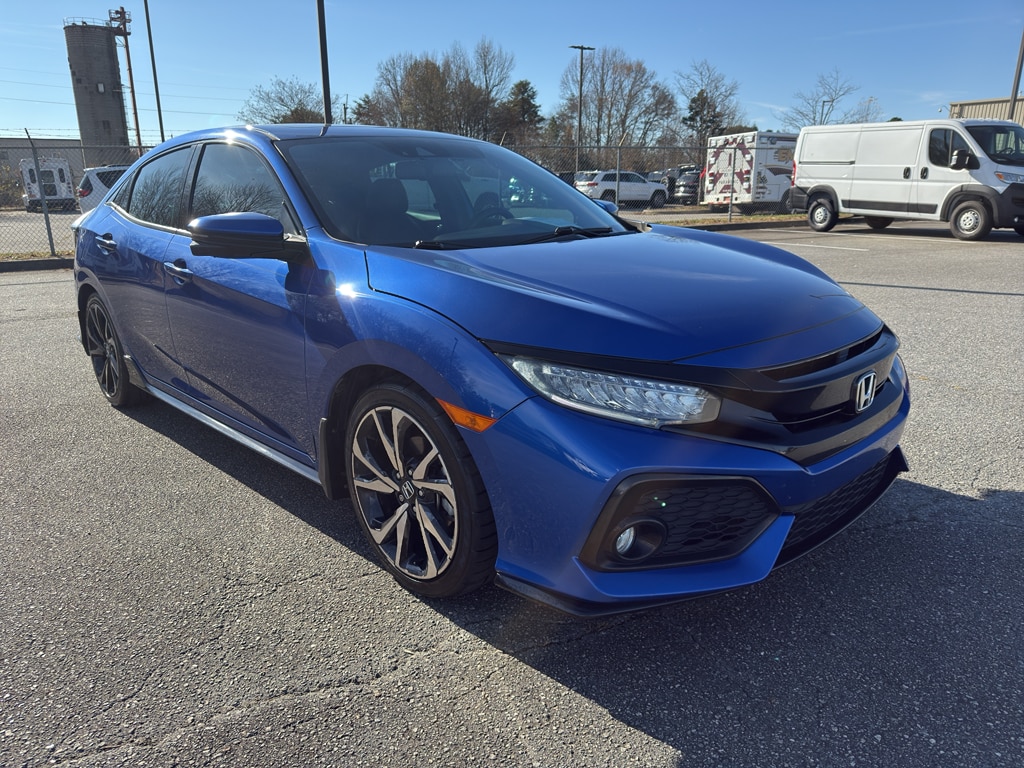 2019 Honda Civic Hatchback Sport Touring's photo