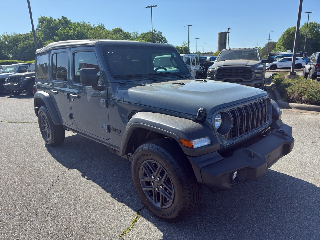 2026 Jeep Wrangler Sport's photo