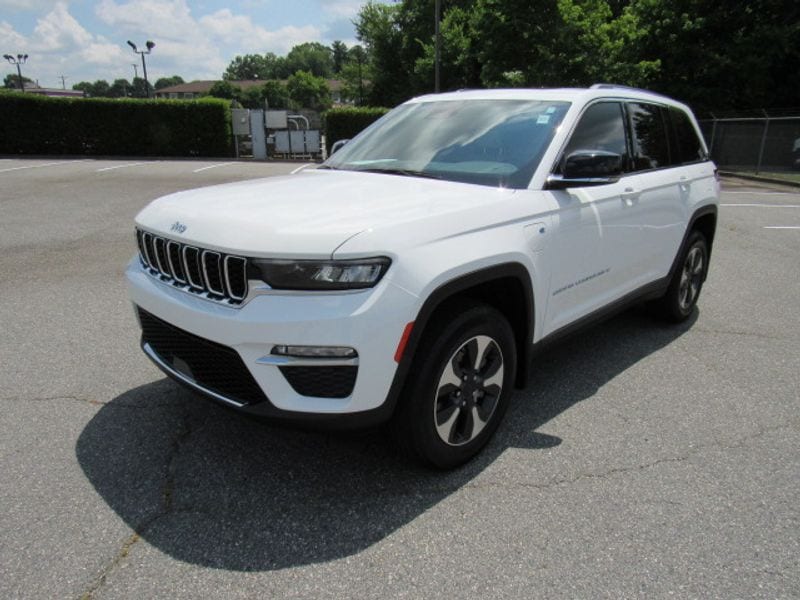 Used 2022 Jeep Grand Cherokee 4xe with VIN 1C4RJYB64N8725260 for sale in Lincolnton, NC