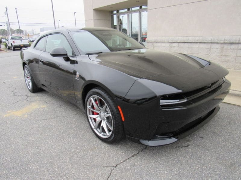 2025 Dodge Charger Daytona Scat Pack's photo