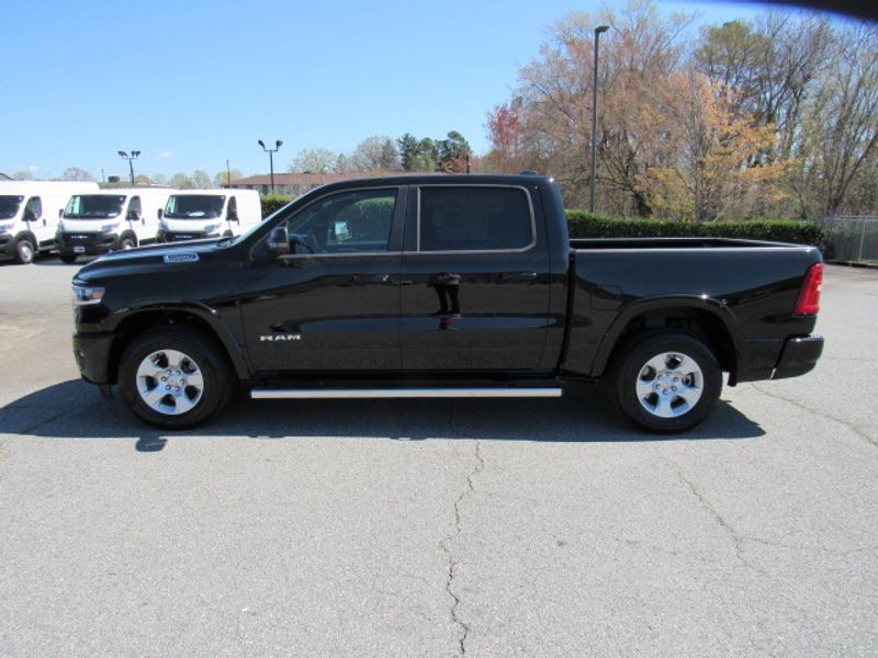 2025 Ram 1500 Big Horn photo 3