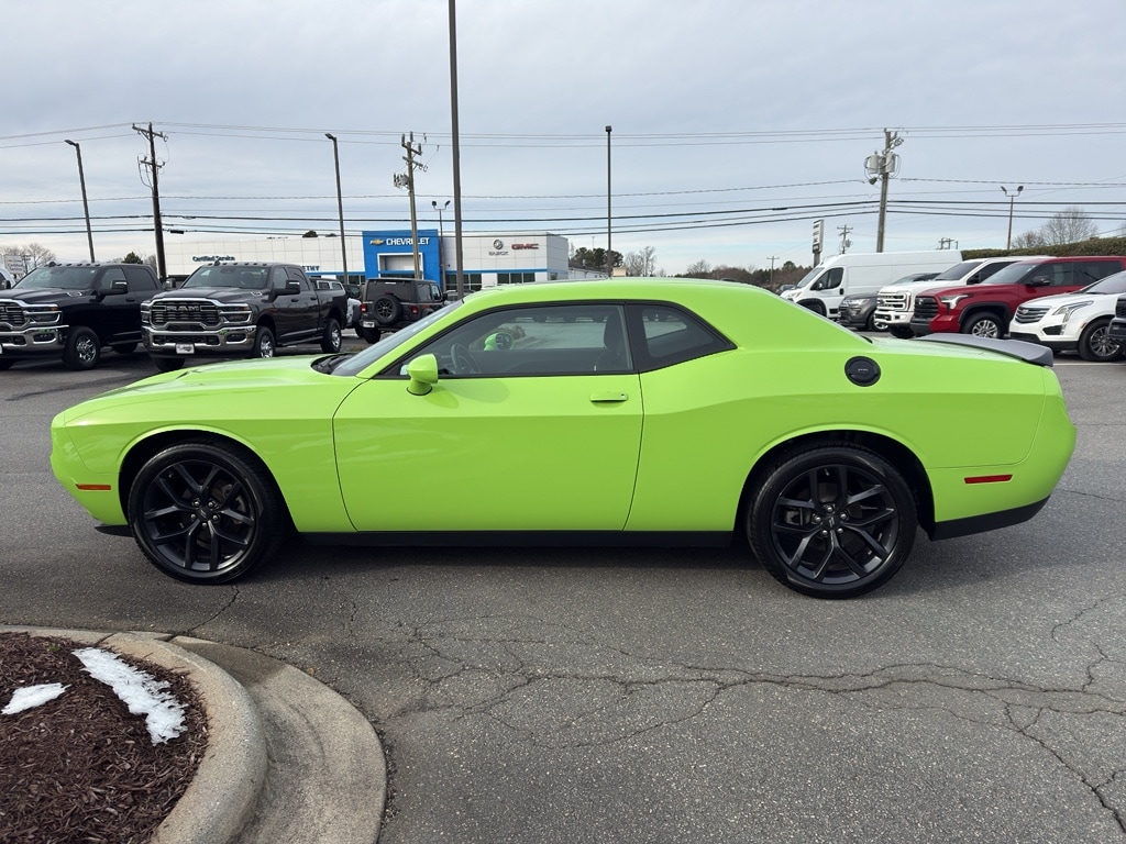 Used 2023 Dodge Challenger SXT Coupe