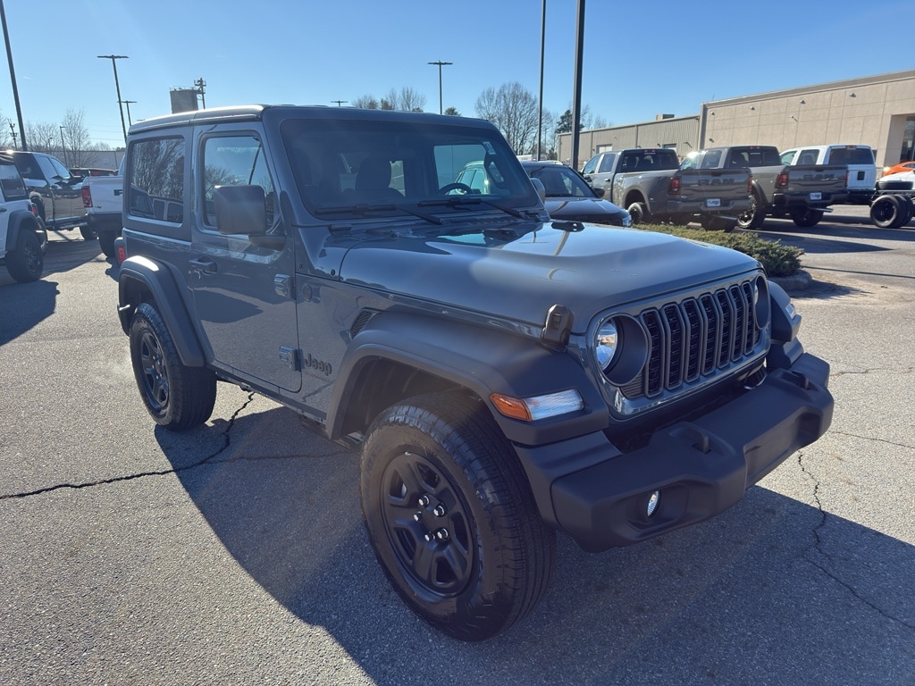 2026 Jeep Wrangler Sport's photo