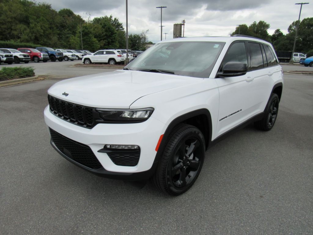 New 2025 Jeep Grand Cherokee LIMITED 4X4 Sport Utility