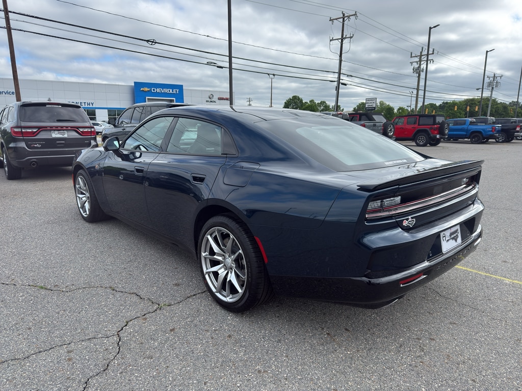 New 2026 Dodge Charger SCAT PACK PLUS 4-DOOR AWD Sedan