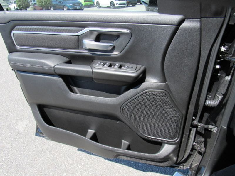 2025 RAM 1500 Big Horn/Lone Star - Photo 8