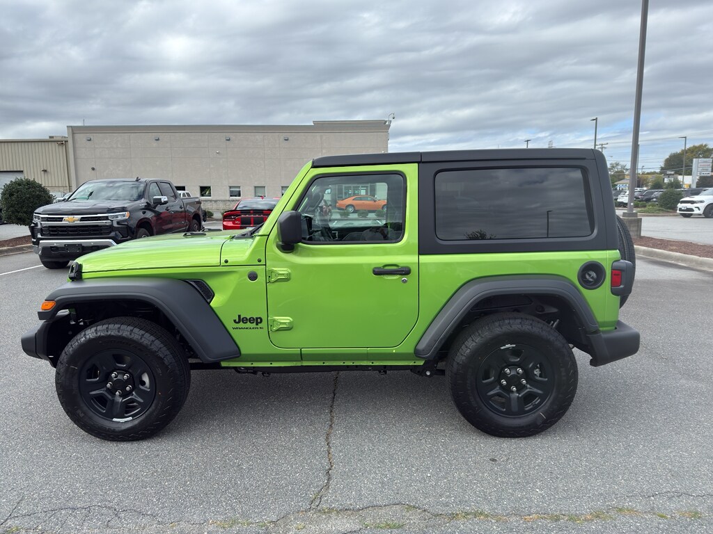 2026 Jeep Wrangler Sport photo 3