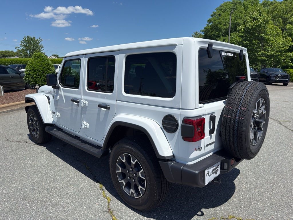 New 2026 Jeep Wrangler 4-DOOR SAHARA Sport Utility
