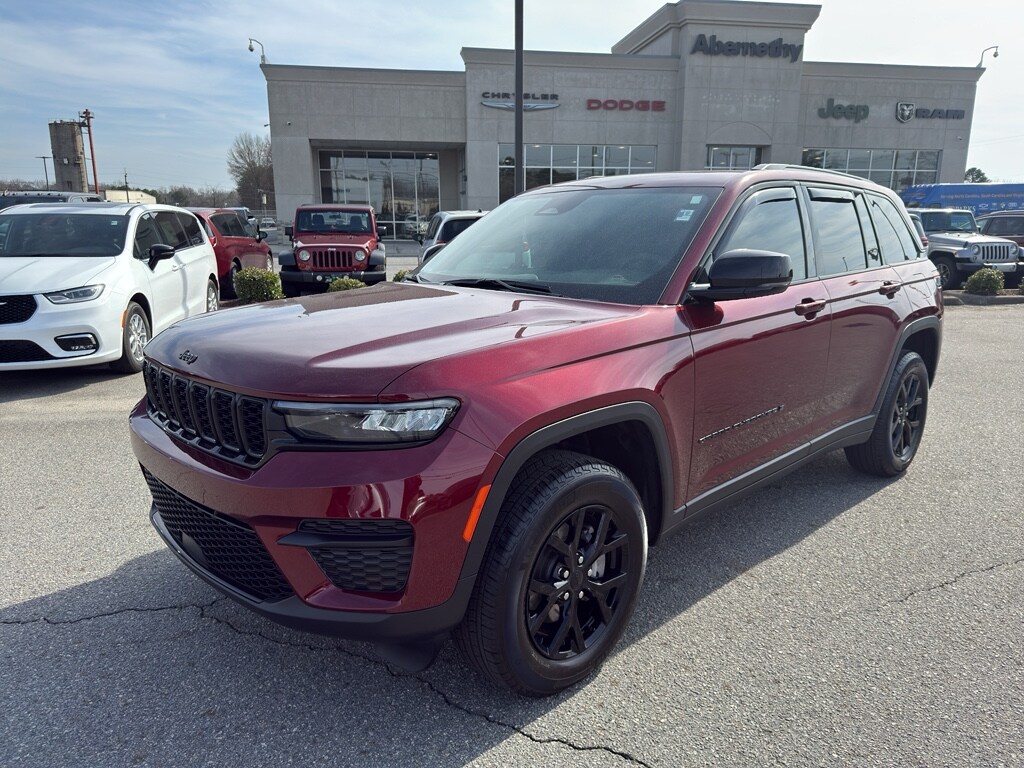 Certified 2025 Jeep Grand Cherokee Altitude X SUV