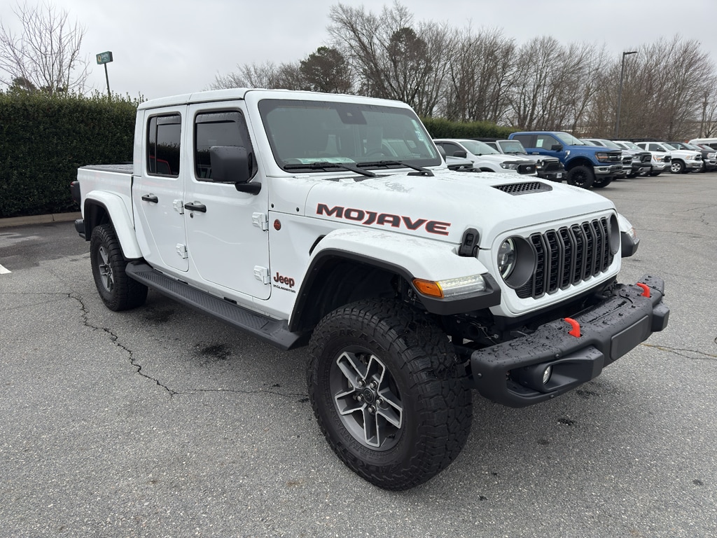 2025 Jeep Gladiator Mojave X's photo