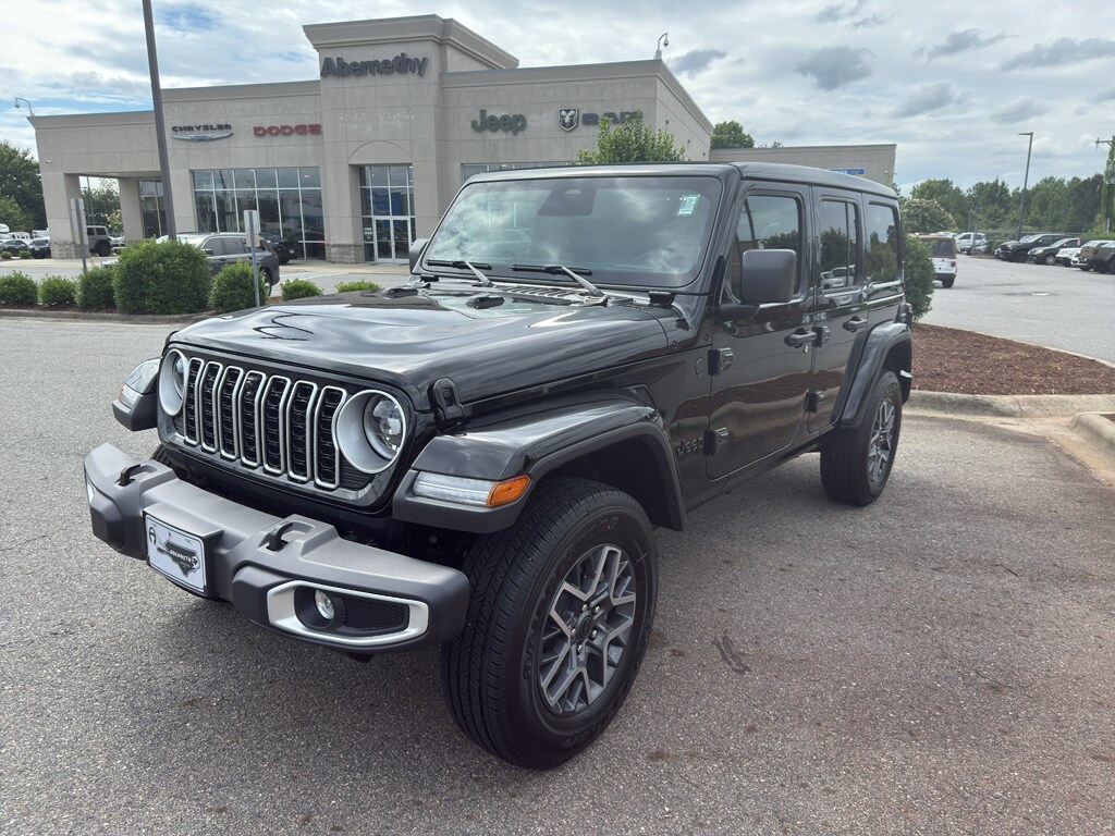 2025 Jeep Wrangler Sahara photo 2