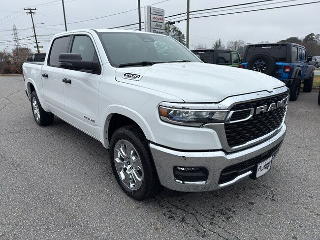 2026 Ram 1500 BIG HORN CREW CAB 4X4 5'7 BOX Pickup