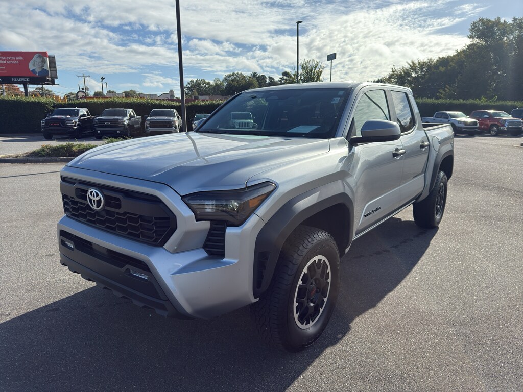 2024 Toyota Tacoma TRD Double Cab photo 2