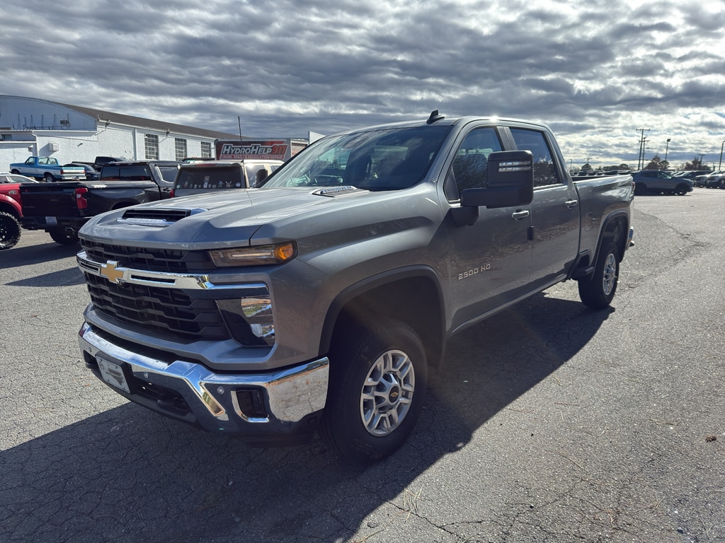 2026 Chevrolet Silverado 2500 HD LT - Photo 2