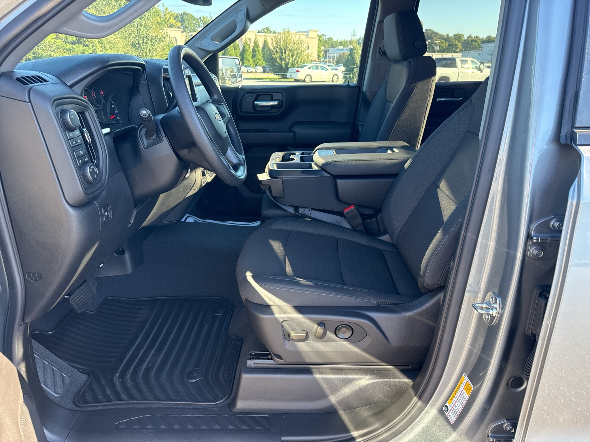 2026 Chevrolet Silverado 1500 Custom - Photo 8
