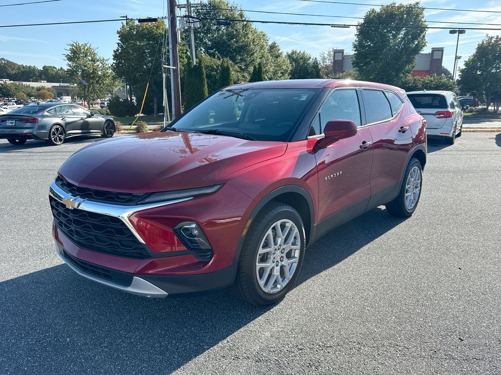2023 Chevrolet Blazer 2LT photo 3