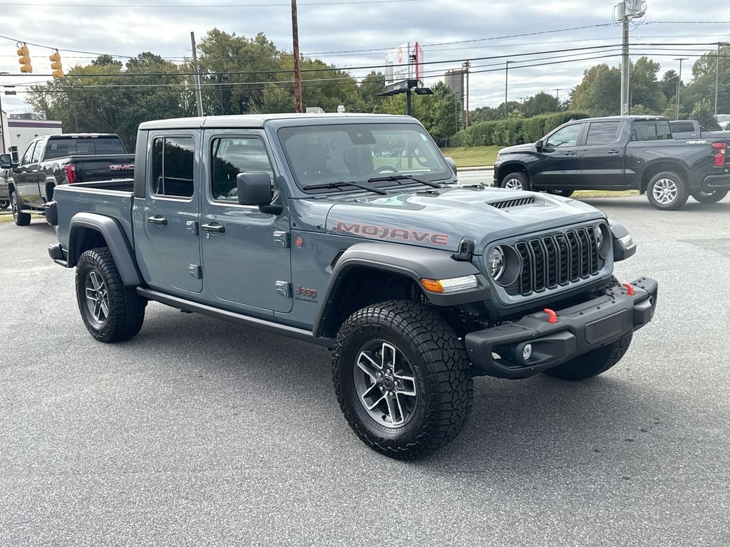 2024 Jeep Gladiator Mojave photo 2