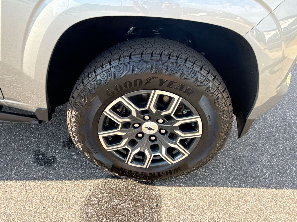 2026 Chevrolet Colorado Z71 - Photo 31