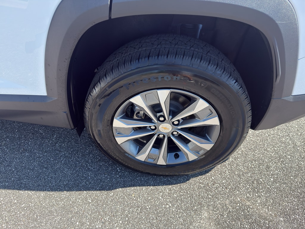 2026 Chevrolet Equinox LT - Photo 22