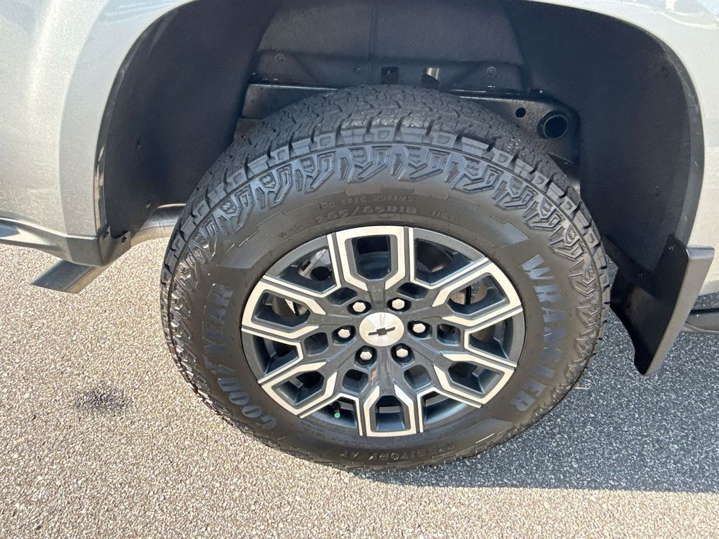 2026 Chevrolet Colorado Z71 - Photo 26