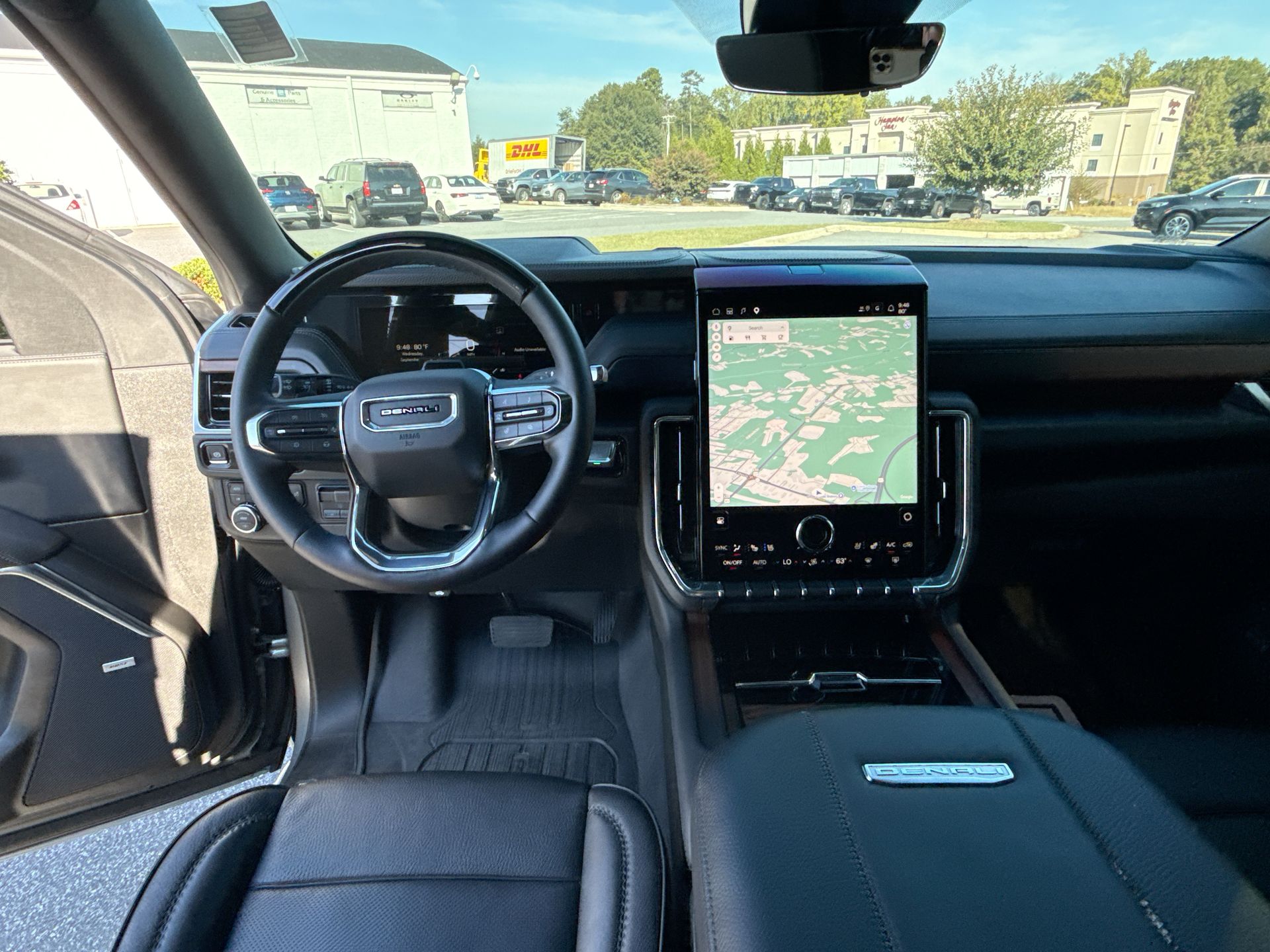 2025 GMC Yukon XL Denali - Photo 32