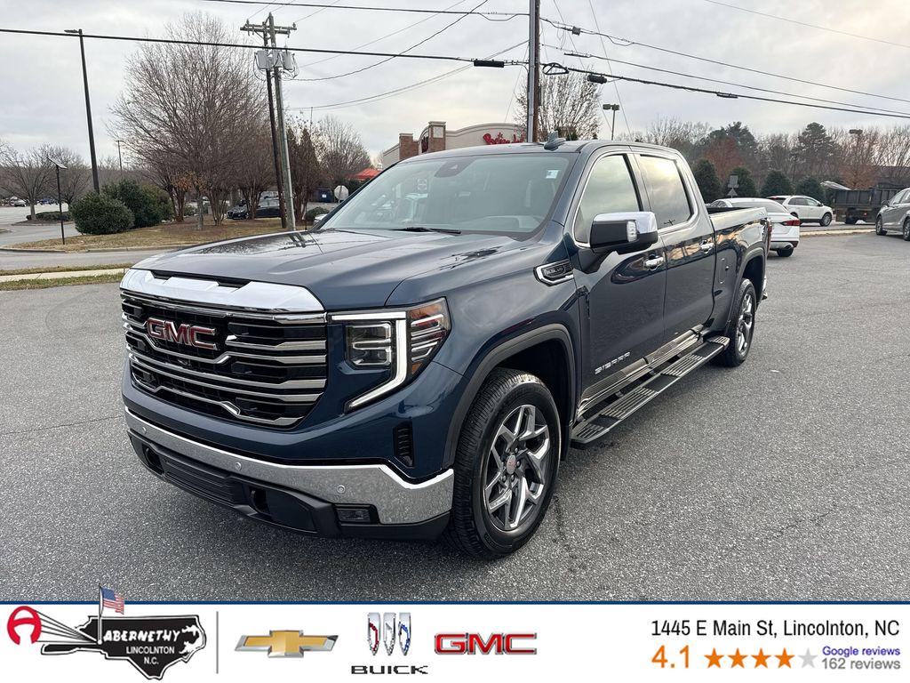 2022 GMC Sierra 1500 SLT's photo