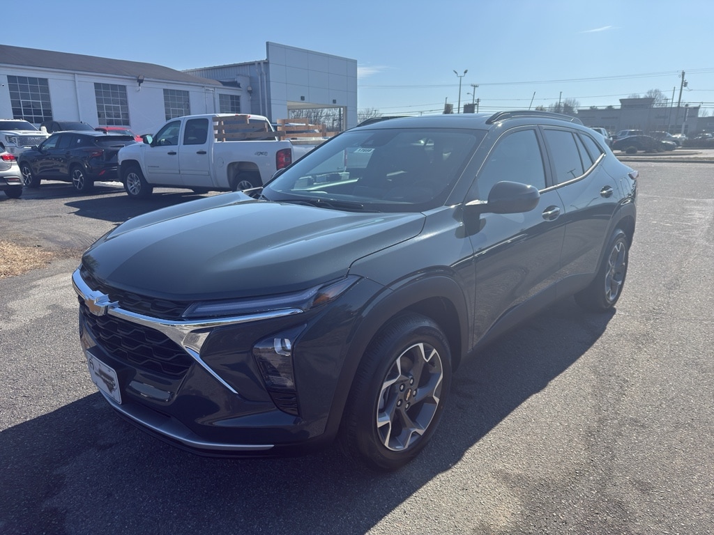 New 2026 Chevrolet Trax LT SUV