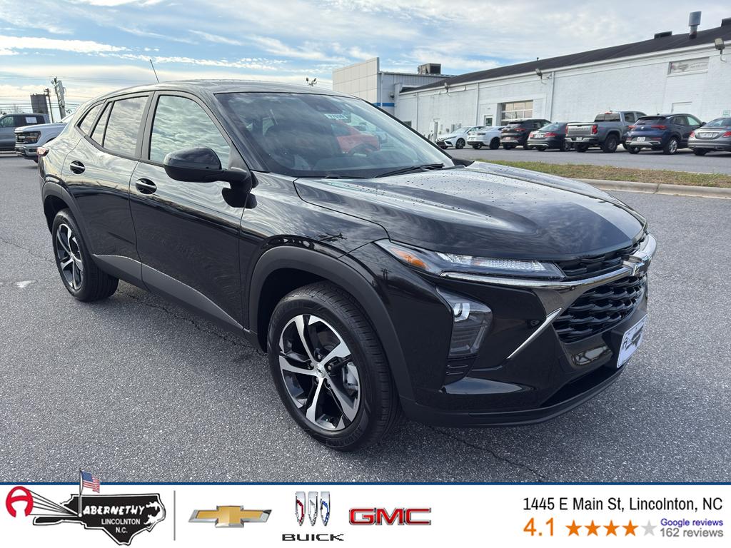 2026 Chevrolet Trax RS's photo