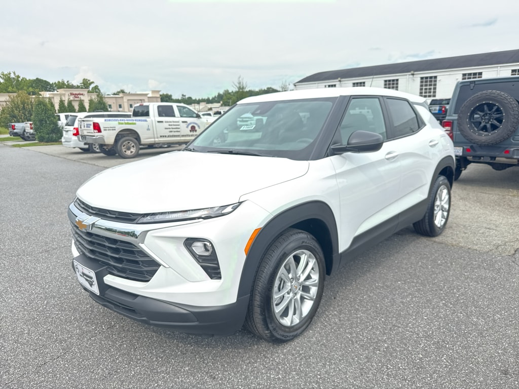 New 2026 Chevrolet Trailblazer LS SUV