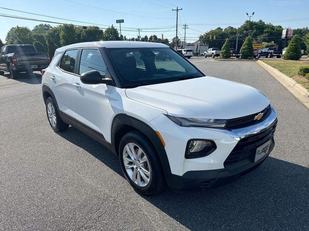 Used 2023 Chevrolet Trailblazer LS SUV