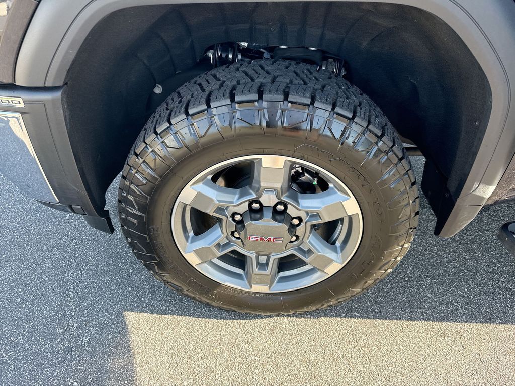 2025 GMC Sierra 2500HD SLT - Photo 28