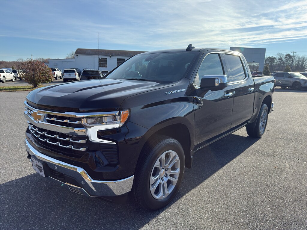 2026 Chevrolet Silverado 1500 LTZ photo 2