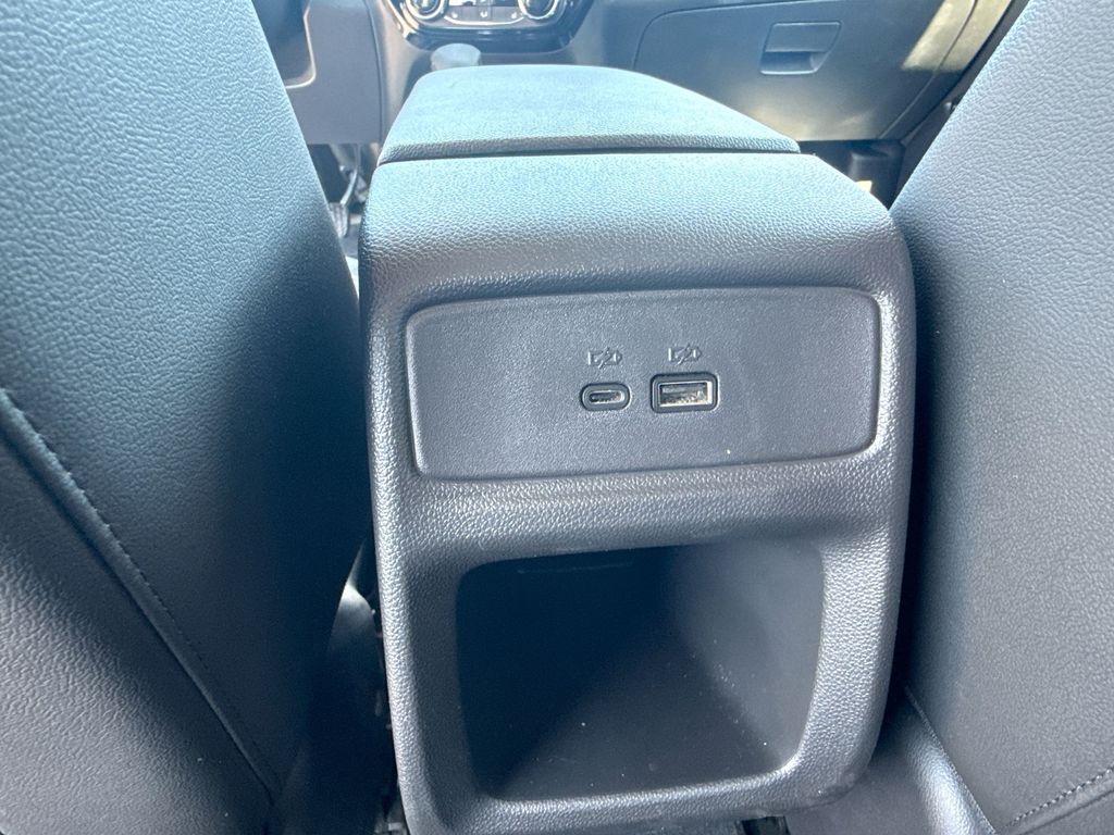 2025 Chevrolet Trax LT - Photo 24