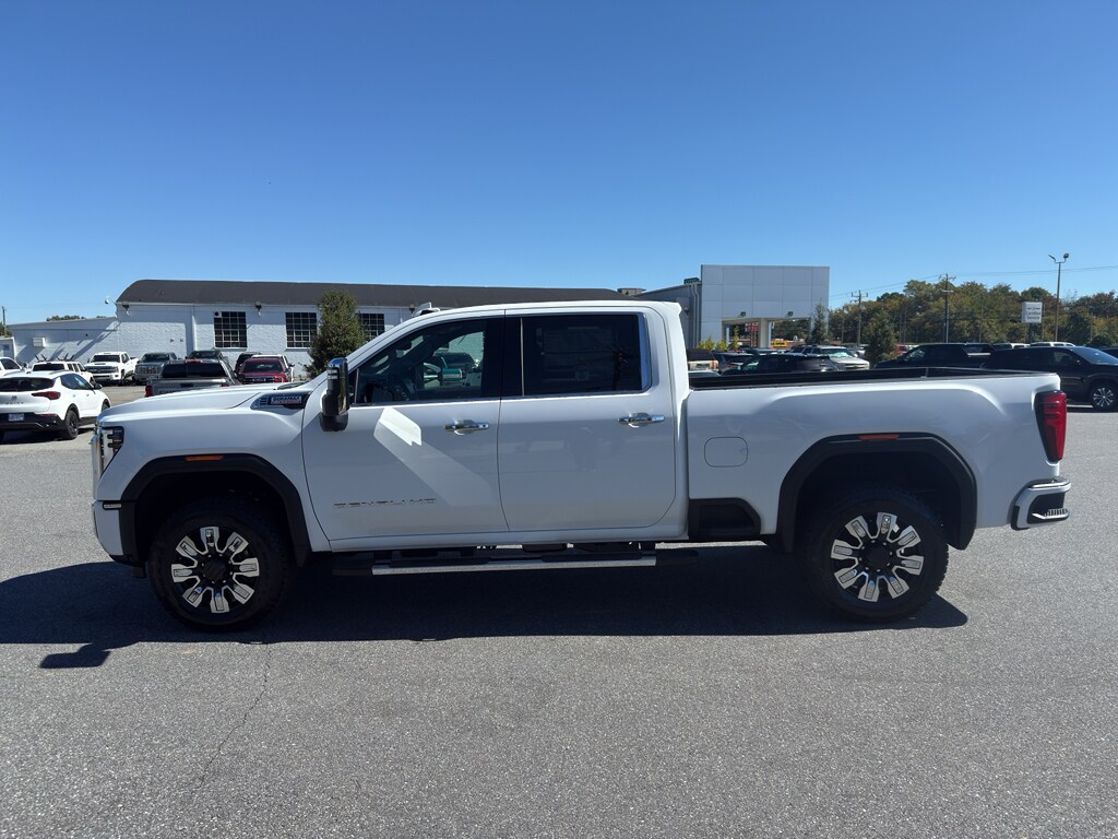 2026 Gmc Sierra 2500 HD Denali photo 3