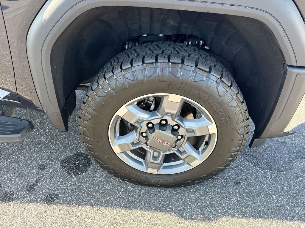 2025 GMC Sierra 2500HD SLT - Photo 20