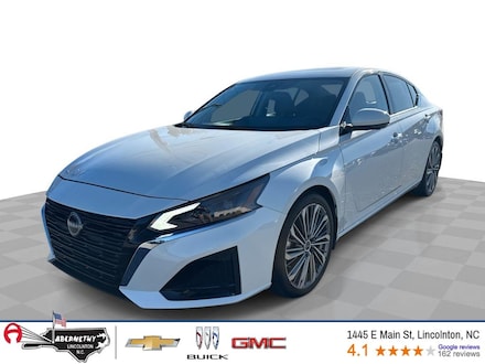 2024 Nissan Altima SL FWD Sedan