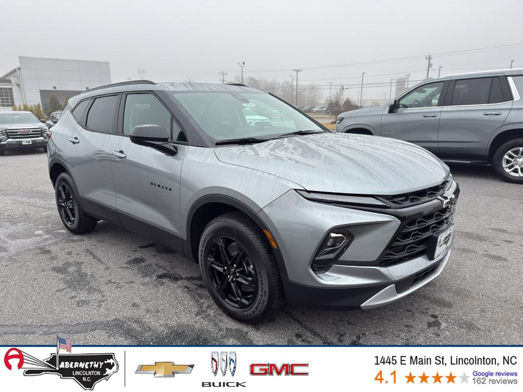 2025 Chevrolet Blazer 2LT's photo