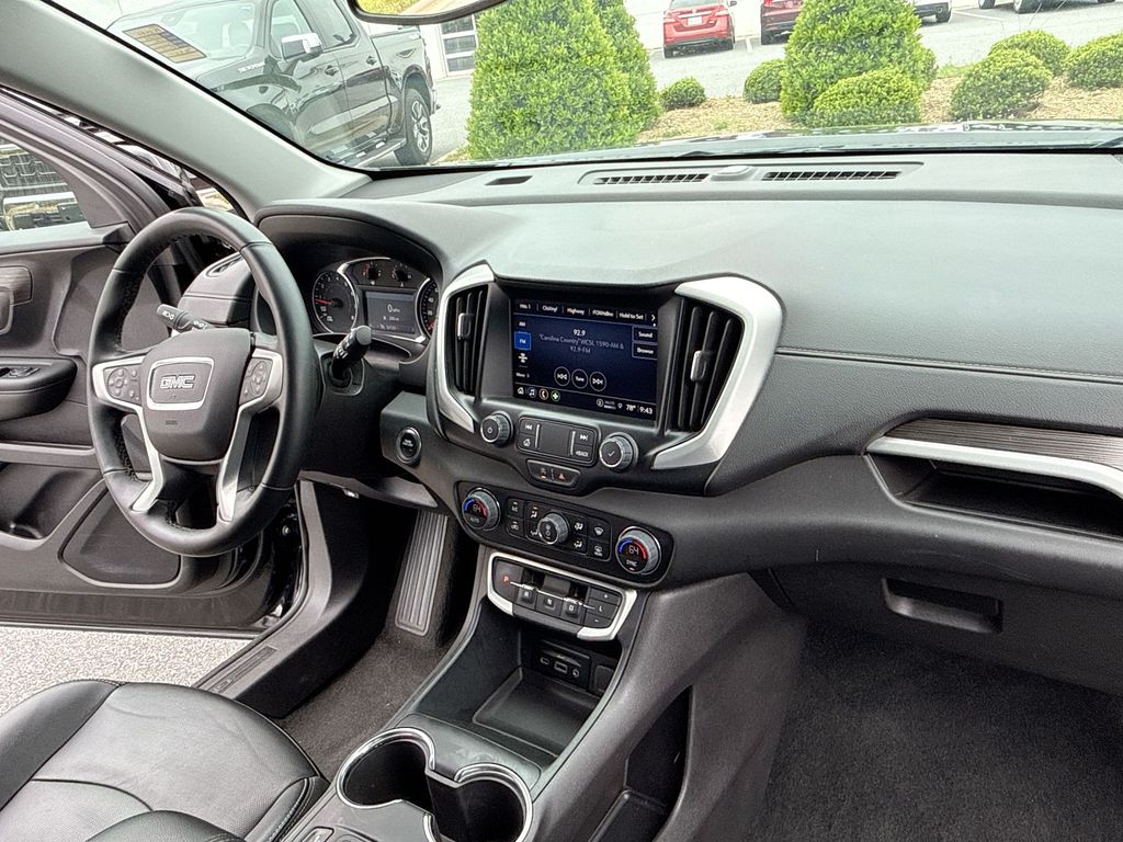 2024 GMC Terrain SLT - Photo 20