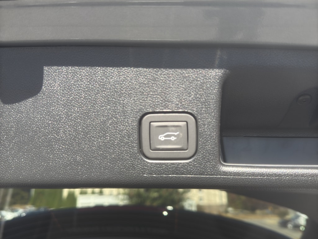 2026 Chevrolet Equinox EV RS - Photo 19