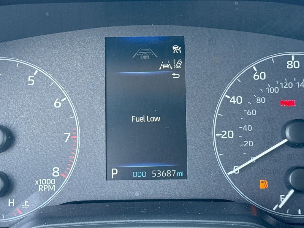 2024 Toyota Corolla LE - Photo 15